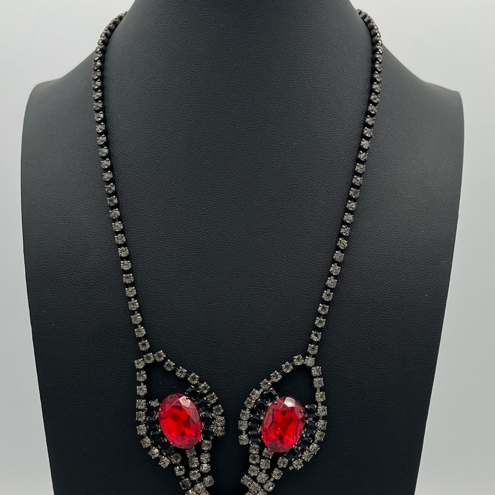 Vintage 1960s Ruby & Onyx Rhinestone Demi-Parure | Juliana Style Tiered Necklace - Picture 4 of 14